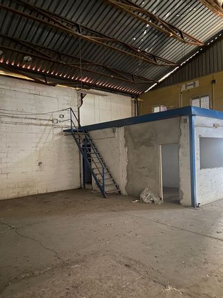 Nave industrial en alquiler en Palmete en Sevilla