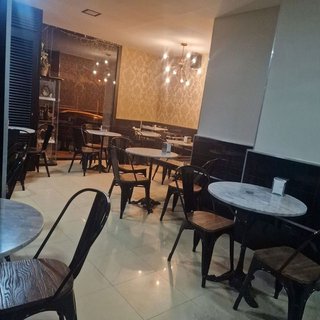 Local comercial en venta en Torrent Ballester en Viladecans