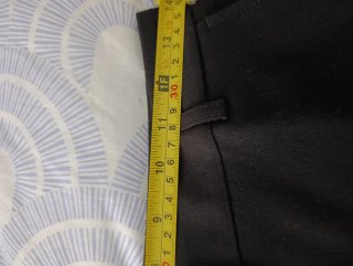 Pantalón vestir negro Benetton Talla 38. Recto.