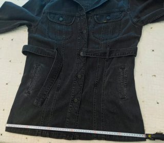Chaqueta vaquera Lee negra con cinturón