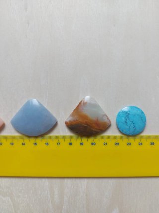 Cabujones ranurados
