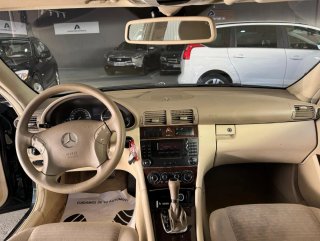 Mercedes-Benz Clase C 2004