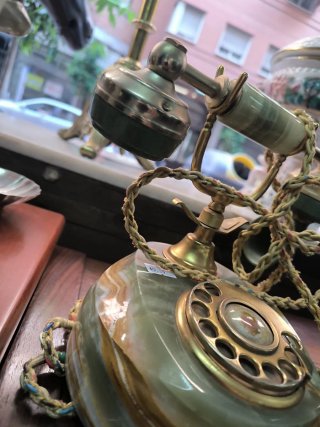 Teléfono Vintage Onix Dorado y Verde