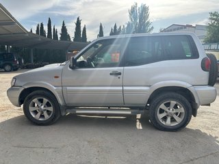 Nissan Terrano II 2007