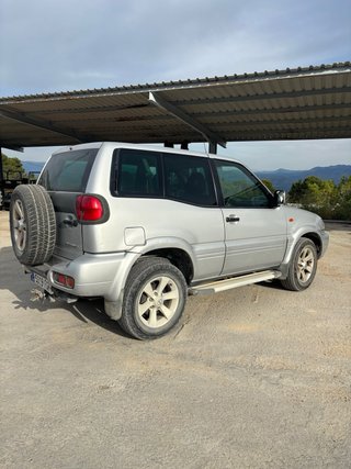Nissan Terrano II 2007