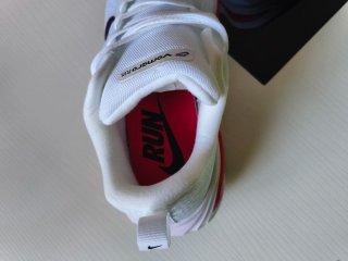 Nike Vomero Plus Zapatillas Deportivas