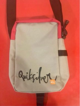 Bolsa Quicksilver con bolsillos
