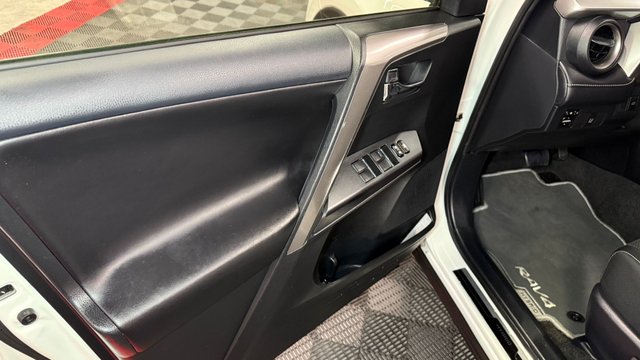 Toyota Rav4 2.5l hybrid 2WD Advance
