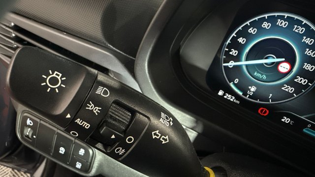 Hyundai Bayon 1.0 TGDI 74kW (100CV) 48V Maxx