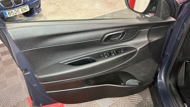 Hyundai Bayon 1.0 TGDI 74kW (100CV) 48V Maxx