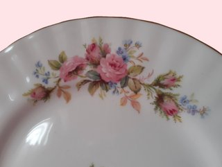 Plato 18 cm Royal Albert Moss Rose