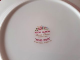 Plato 18 cm Royal Albert Moss Rose