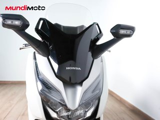 HONDA FORZA 300