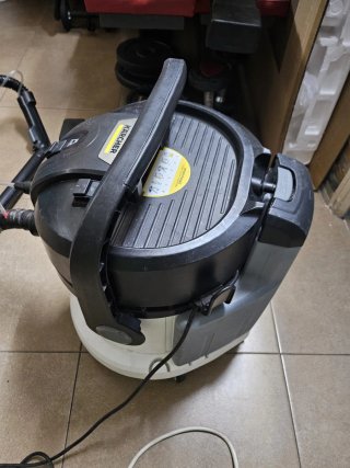 Karcher SE 4 spray extraction cleaner aspiradora y