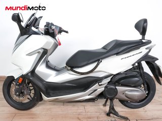 HONDA FORZA 300