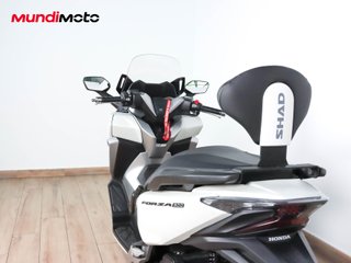 HONDA FORZA 300