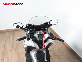 HONDA FORZA 300