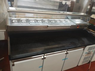 Mesa Refrigerada Pizzería + Nevera Ingredientes