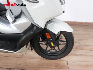 HONDA FORZA 300
