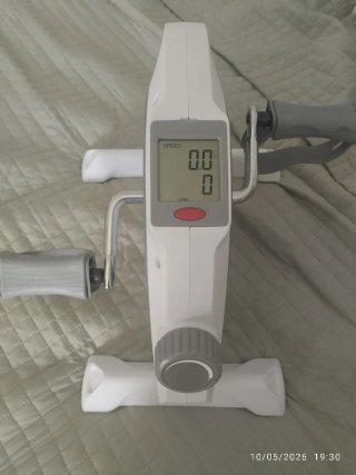 Pedales estáticos para ejercicio. Pedaleador