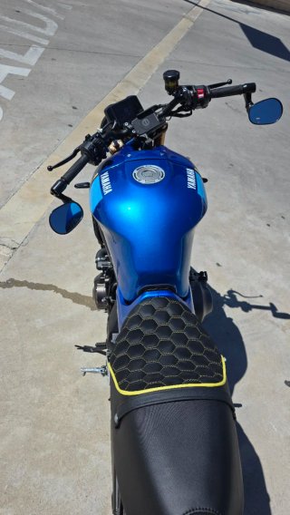 Yamaha XSR900 118CV Legend Blue
