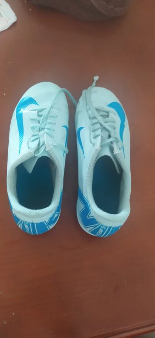 Zapatilla Fútbol Nike Talla 38.5