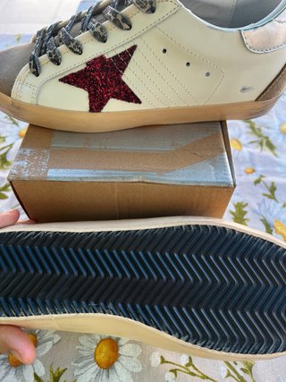 URGE VENDER Golden Goose Superstar Blanco y Dorado