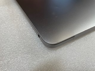 MacBook Pro 13 M1 8GB 256GB 2020 Batería 86%