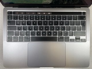 MacBook Pro 13 M1 8GB 256GB 2020 Batería 86%