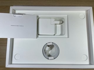 MacBook Pro 13 M1 8GB 256GB 2020 Batería 86%