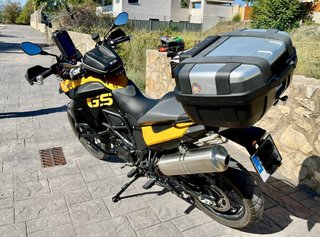 BMW F800GS Adventure Moto Negra y Naranja
