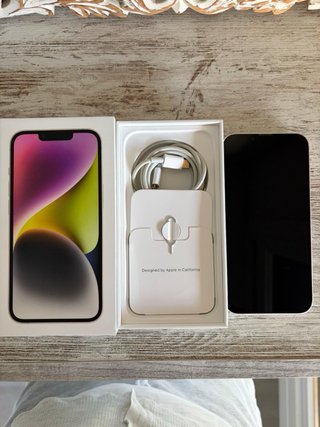 iPhone 14 Apple