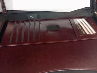 Portafolio DYNAMIC de piel con cremallera