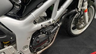 Suzuki SV 650 Naked Negra