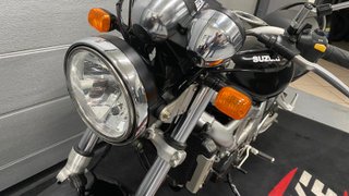 Suzuki SV 650 Naked Negra
