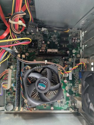 PC HP i3 con 8GB RAM SSD+HDD