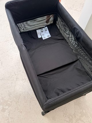 Cuna de viaje Bugaboo Negra