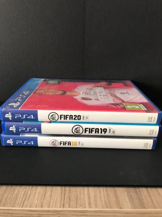 FIFA 18, 19 y 20 PS4 (PlayStation 4)