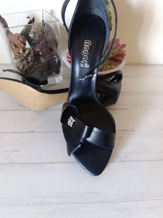 Zapatos negros piel ANGARI talla 39