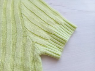 Jersey corto de punto verde amarillento