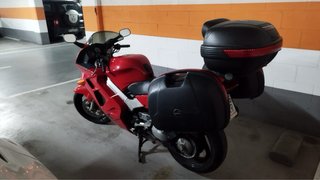 Honda VFR 800 FI Roja