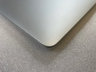 MacBook Air M1 2020 8GB 256GB Plata Batería 100%