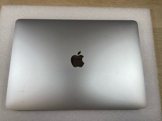 MacBook Air M1 2020 8GB 256GB Plata Batería 100%