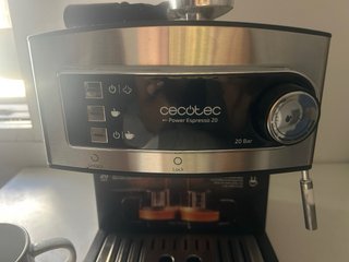 Cafetera Cecotec Power Espresso 20
