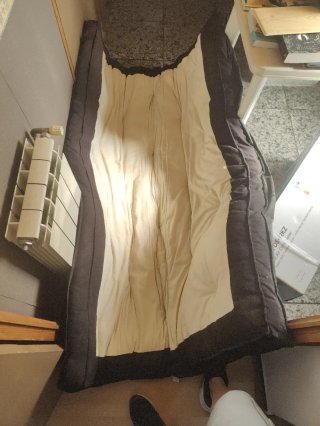 Estructura de sofa-cama y colchón