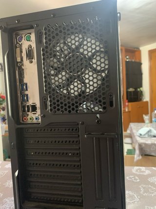 Torre PC Negra
