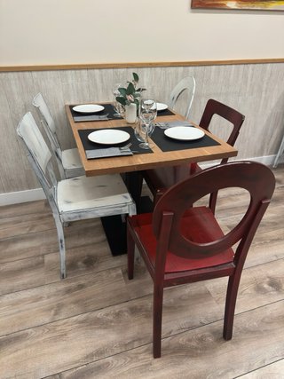 28 sillas de hostelería / restaurante de madera