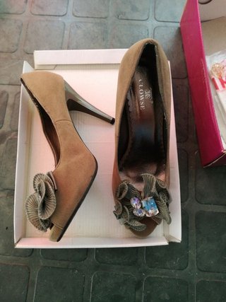Zapatos de tacón elegantes beige/verde
