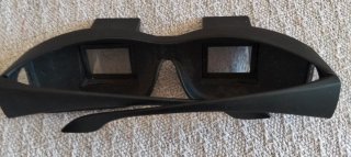 Gafas prismáticas para leer en cama