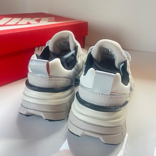 Sapatilhas Nike V2k Run